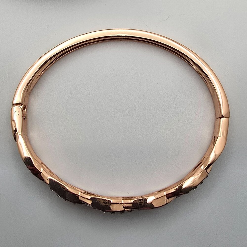 Rose Gold‑Tone Braided Hinged Bracelet 6.75" Rhinestone Accents Layered Design - Picture 2 of 6
